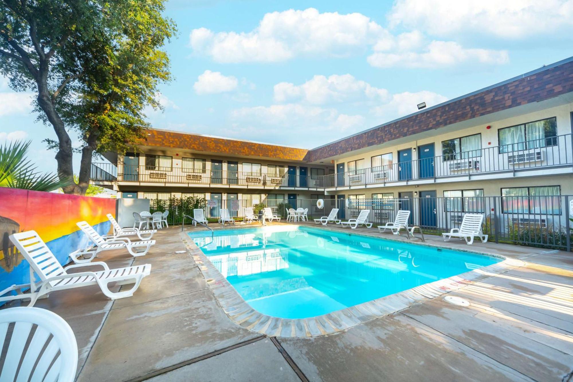 Motel 6-Del Rio, Tx Luaran gambar